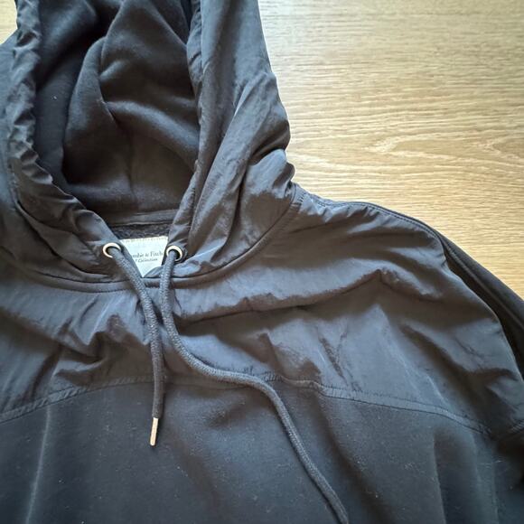 Abercrombie Nylon Mix Sunday Hoodie - Size M - Picture 5 of 6